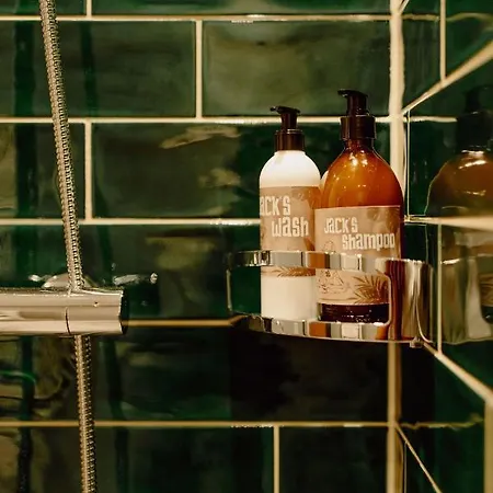 Uncle Jacks 4* פלאכאו