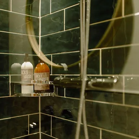 מלון Uncle Jacks פלאכאו