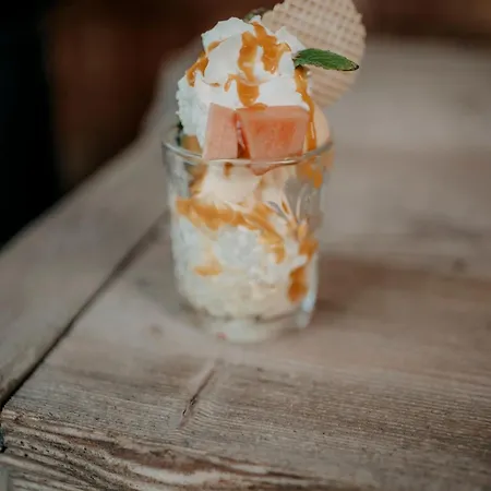 מלון Uncle Jacks