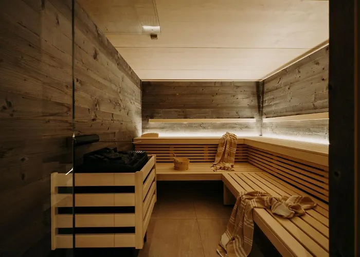 Uncle Jacks Hotell 4*